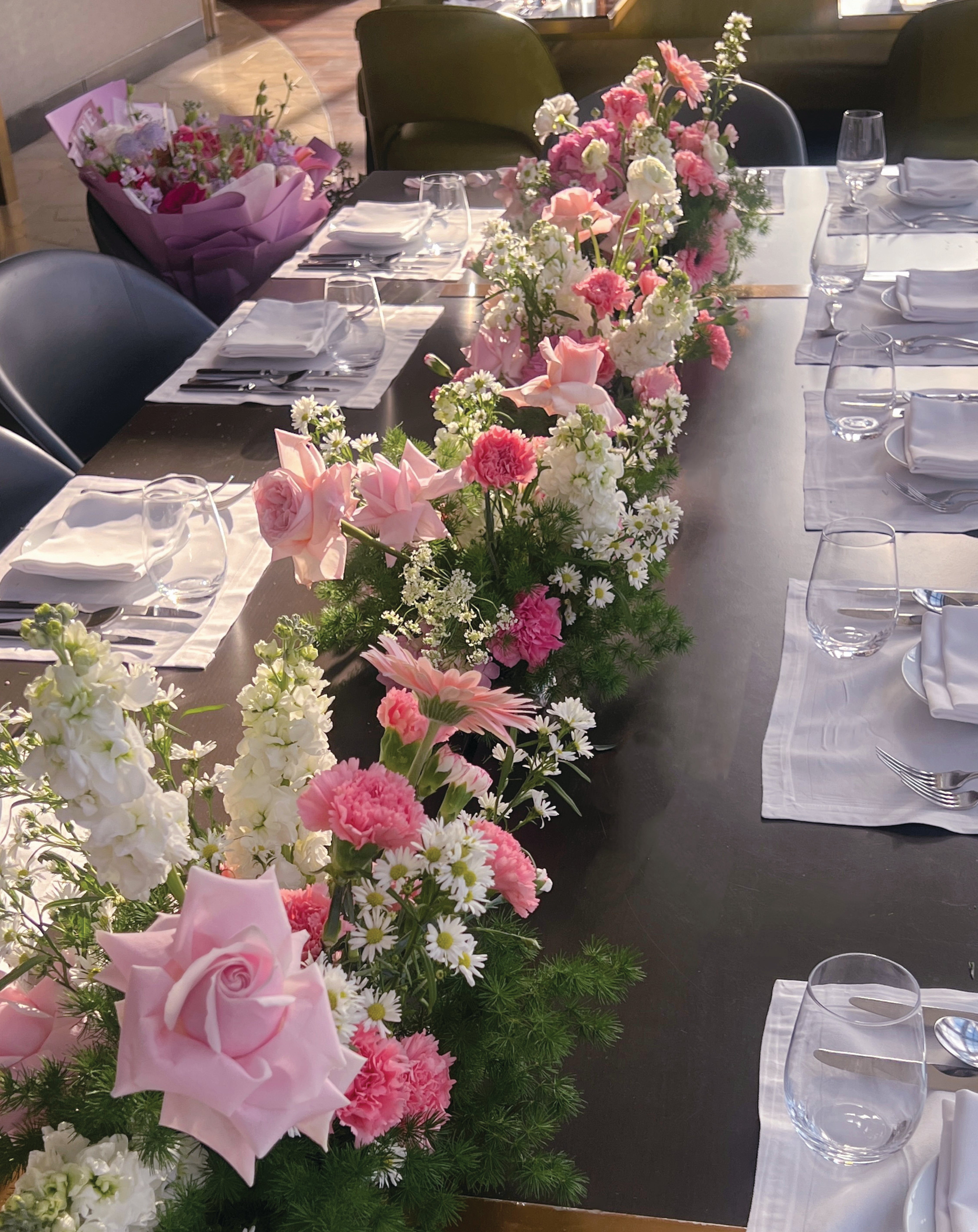 Missy- Fresh Flower for Viking Table