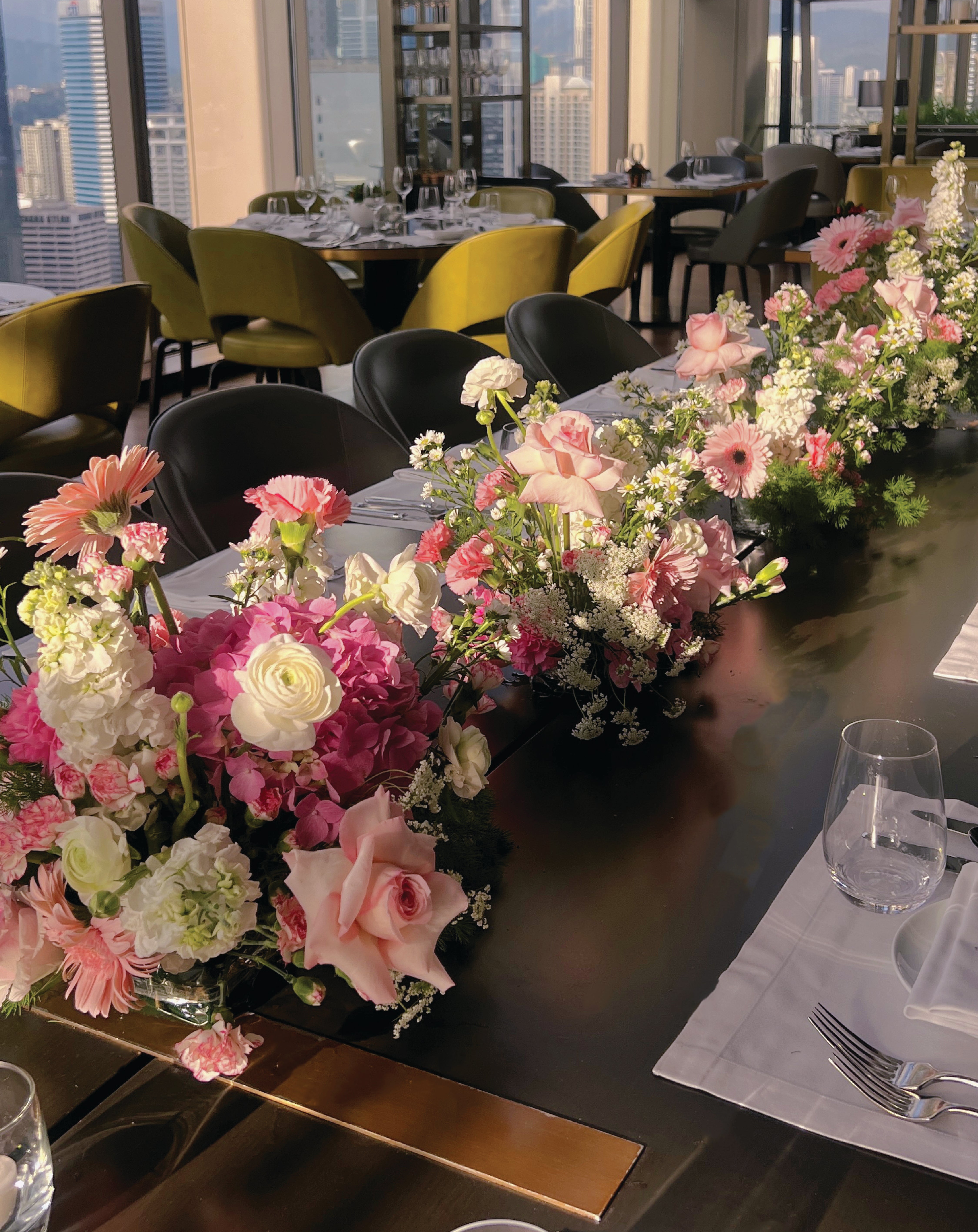 Missy- Fresh Flower for Viking Table